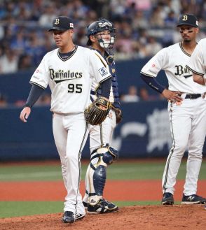 オリックス　9回に抜てきされた才木は逆転許してベンチで涙「力不足」　中嶋監督は責めず