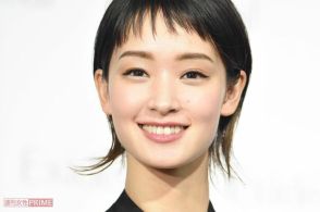 【元カレ呪縛から解放か】剛力彩芽の激変“ピンク髪”がやたら好感触、生意気キャラもマイルドに