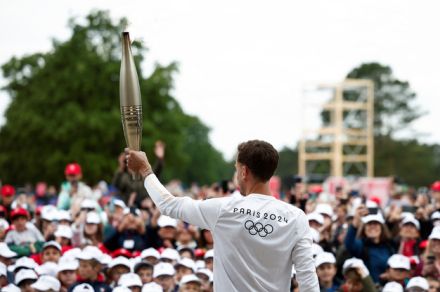 パリ五輪の会場でテロを計画か　仏当局、チェチェン出身の男を逮捕