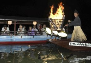 水郷・大洲に夏の訪れ　肱川で鵜飼い開幕（愛媛）