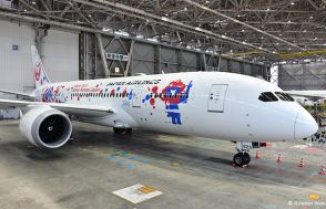 JAL、ミャクミャクJET 2号機お披露目　国際線787、鳥取社長「私も乗りたい」