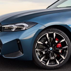 BMW3シリーズが欧州でアップデートされて登場、急速な技術進歩を反映
