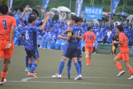 安定した試合運びで実践学園が2-1で東京実業に勝利