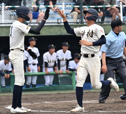 【鹿児島NHK選抜大会】神村学園が2年生バッテリーの活躍で優勝