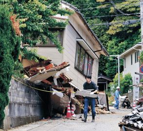 「公費解体早く進めて」　損傷家屋崩れ住民恐怖　輪島、珠洲で震度５強