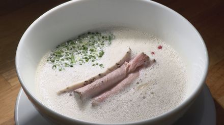 ラーメンには「1000円の壁」 経営を圧迫するのは材料・人件費以外にも… 7月3日からの新札発行で券売機が間に合わない!