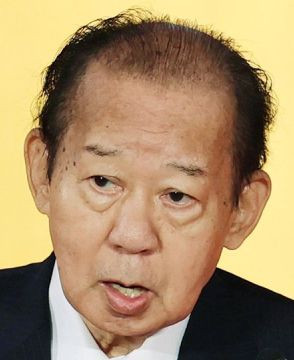 二階俊博元幹事長（85）の世襲三男・伸康氏（46）に聞いた「父の心臓病説」「兄との溝」