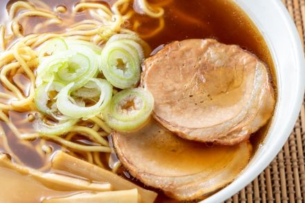 「青森県で人気のラーメン」ランキング！　2位は弘前市の二郎系ラーメン店「ラーメン千乃介」、1位は？【2024年6月版】