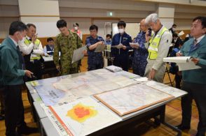北海道駒ケ岳噴火に備え防災訓練　情報収集、避難への対応実践