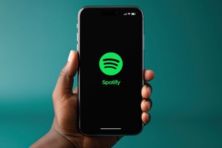 Spotifyが米国の月額料金を値上げ、株価は5％上昇