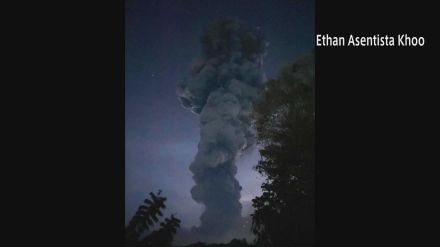 フィリピン　火山が爆発的噴火　噴煙5000メートル　