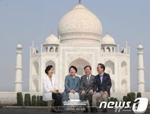 韓国・前大統領の妻、専用機でインド訪問、機内食だけで総額700万円超は妥当か