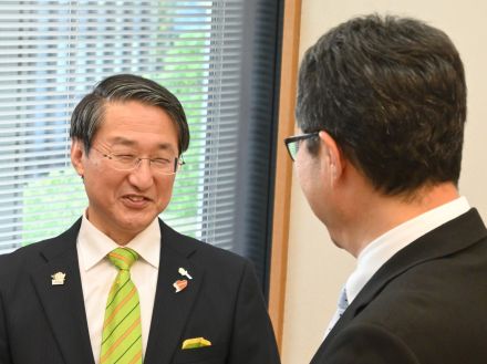 「生成AIは使用禁止」とレッテル貼りされた平井伸治・鳥取県知事が本格利用を開始した“納得理由”