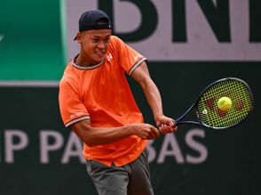 ダブルベーグルで完勝の坂本怜がジュニア男子シングルスで初の16強入り、昨年実現しなかったチーナとのダブルスも初戦突破 [フレンチ・オープン／テニス]