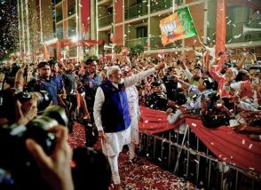 インド総選挙、モディ首相が3期目に意欲　与党議席減、求心力低下も