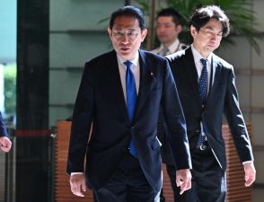 首相、今国会での規正法改正を強調　衆院政治改革特別委