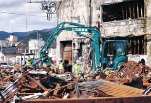 輪島朝市、公費解体を開始　「滅失」の２６４棟、再建へ一歩　「止まった時、動きだした」　