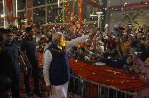 ＜14億の選択＞インド総選挙で野党躍進「モディ氏の政治的敗北」　3期目、人気陰り