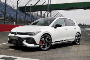 VW「ゴルフGTI」を改良して300馬力、最高速度267キロに！ 究極のFFホットハッチ「クラブスポーツ」がニュル24時間で発表されました