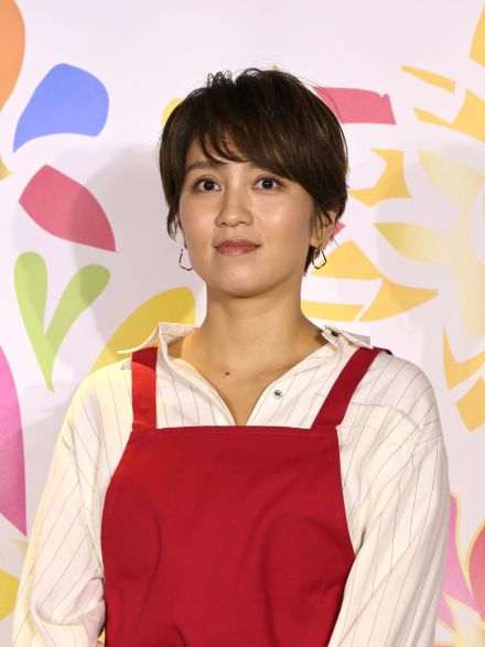 和田明日香、義母・平野レミの「教えを信じて…」ニンニクの芯を焦がす！？→まさかの結末に「初めて知った」「実証ありがとうございます」と反響