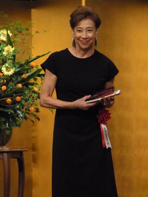 芸歴６０年の女優、前田美波里「舞台の上で死にたい」　「菊田一夫賞」授賞式で
