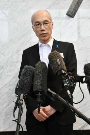 前部長の情報漏えい事件　鹿児島県警本部長、「隠蔽」主張に言及