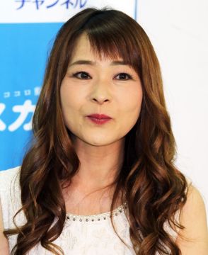 門倉有希さんが乳がんで死去「もう一度ステージに立つ為、治療に専念してまいりました」