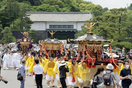 都心で500人の王朝行列、優雅な歴史絵巻　日枝神社山王祭の神幸祭