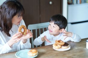 物価高で子どものお菓子が1日200円程度になりました。共働きなので欠かさずあげたいのですが、何かよい節約方法はありませんか？