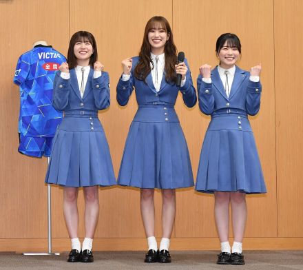 巨人戦ファーストピッチに日向坂46・佐々木久美が登場　長身スラリもノーバン投球ならず