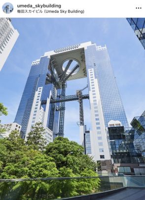 【動画】梅田スカイビルの空中庭園「そうやって建てたの？」世界初の150ｍ吊り上げ　30年前の建設過程を公開「日本の技術ってすごい」「貴重な映像」