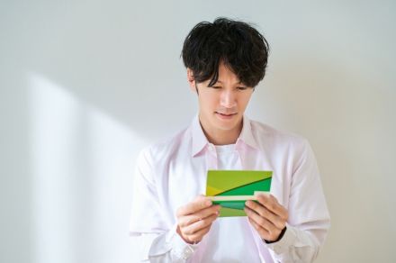 新卒社員、「月給21万円」と聞いていたのに、振り込まれたのは「17万円」だった！「4万円」の差額の理由とは？「給与天引きの仕組み」を解説