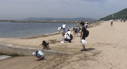 世界海洋デー「須磨海岸を誰もが楽しめる海岸に」ごみ拾いと地引網体験　／兵庫県