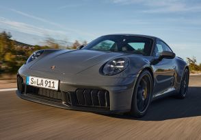 ポルシェ911がついに電動化　カレラGTSをハイブリッドにするなどのマイナーチェンジを実施