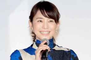 ＜石田ゆり子＞キュートな寝起き姿を披露　ファン「寝癖までオシャレです」