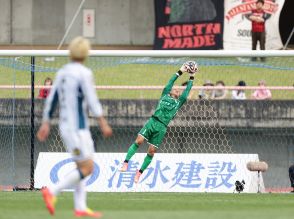 菅野が超ロングシュートを好セーブ!札幌がJ3富山の進撃止めて2年連続ルヴァン杯8強進出!!