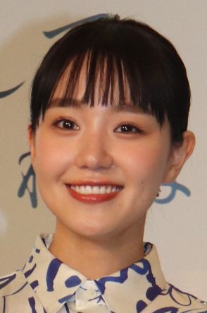 奈緒　ドラマ共演俳優のソロツアーで武道館へ　結ばれなかった2人の再会ショットに「エモい」「懐かしい」