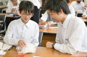 ナプキンの「表と裏がわからない」生涯約450回やってくる「生理」を男子校の生徒が学んでみた