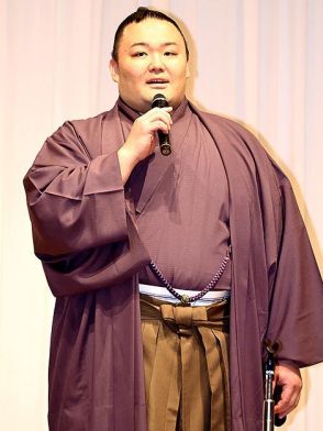 「名古屋場所優勝目指す」　朝乃山、富山で激励会に出席