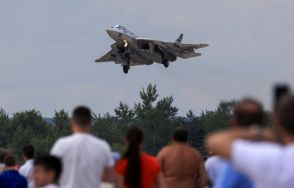 ロシア、最新鋭機が基地で被弾　ウクライナ、損傷は「史上初」