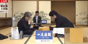 4強入りを決めるのは！？羽生善治九段VS糸谷哲郎八段 五番勝負の舞台でも激突した両者による注目の一戦/将棋・王座戦挑決T