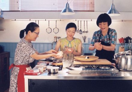 荻上直子監督、小林聡美主演「かもめ食堂」NHK BSで放送