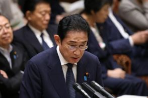 「なるべく早期」ばかりの首相　維新「衆院と同じ対応難しい」と牽制