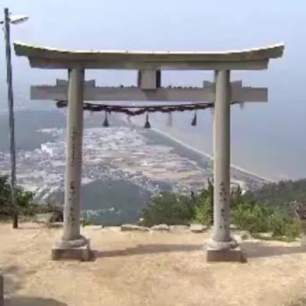 観音寺市の高屋神社本宮（天空の鳥居）につながる林道　落石で通行止め【香川】