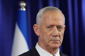 前国防相が政権離脱、首相に痛手　死者多数も「戦争犯罪」否定　イスラエル