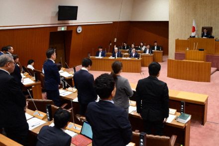 つばさの党市議を念頭に「不当に圧力」禁止　条例案可決　埼玉・朝霞