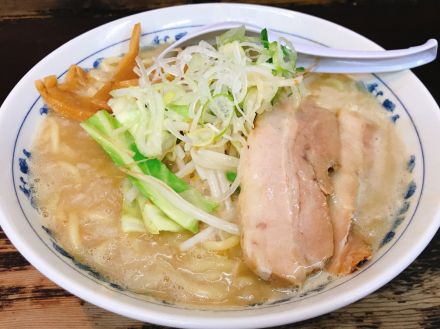 「神奈川の塩豚骨ラーメン店」人気ランキング！　2位は「豚星。」、1位は？【2024年6月6日時点の評価／ラーメンデータベース】