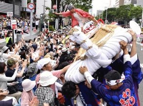 57万人、熱狂の2日間　「東北絆まつり」来年は大阪万博で