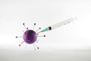 再発防止を目指す「画期的な」個別化がんワクチン、イギリスで臨床試験開始