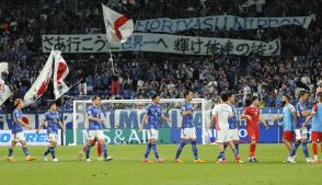 サッカー日本代表、体現した攻撃的３バック 中村「最終予選でもどんどんチャレンジしたい」